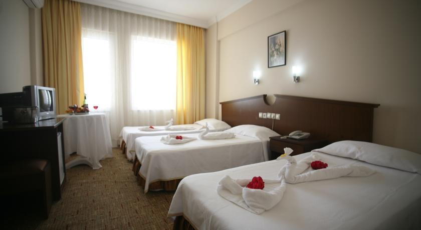 Ideal Beach Hotel Kargıcak Extérieur photo