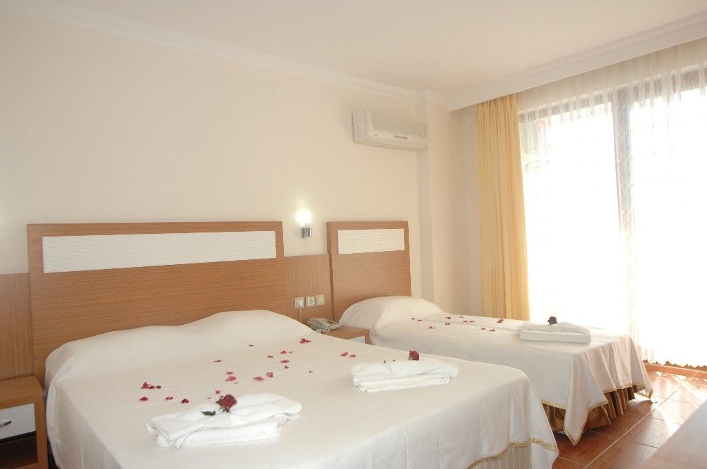 Ideal Beach Hotel Kargıcak Extérieur photo