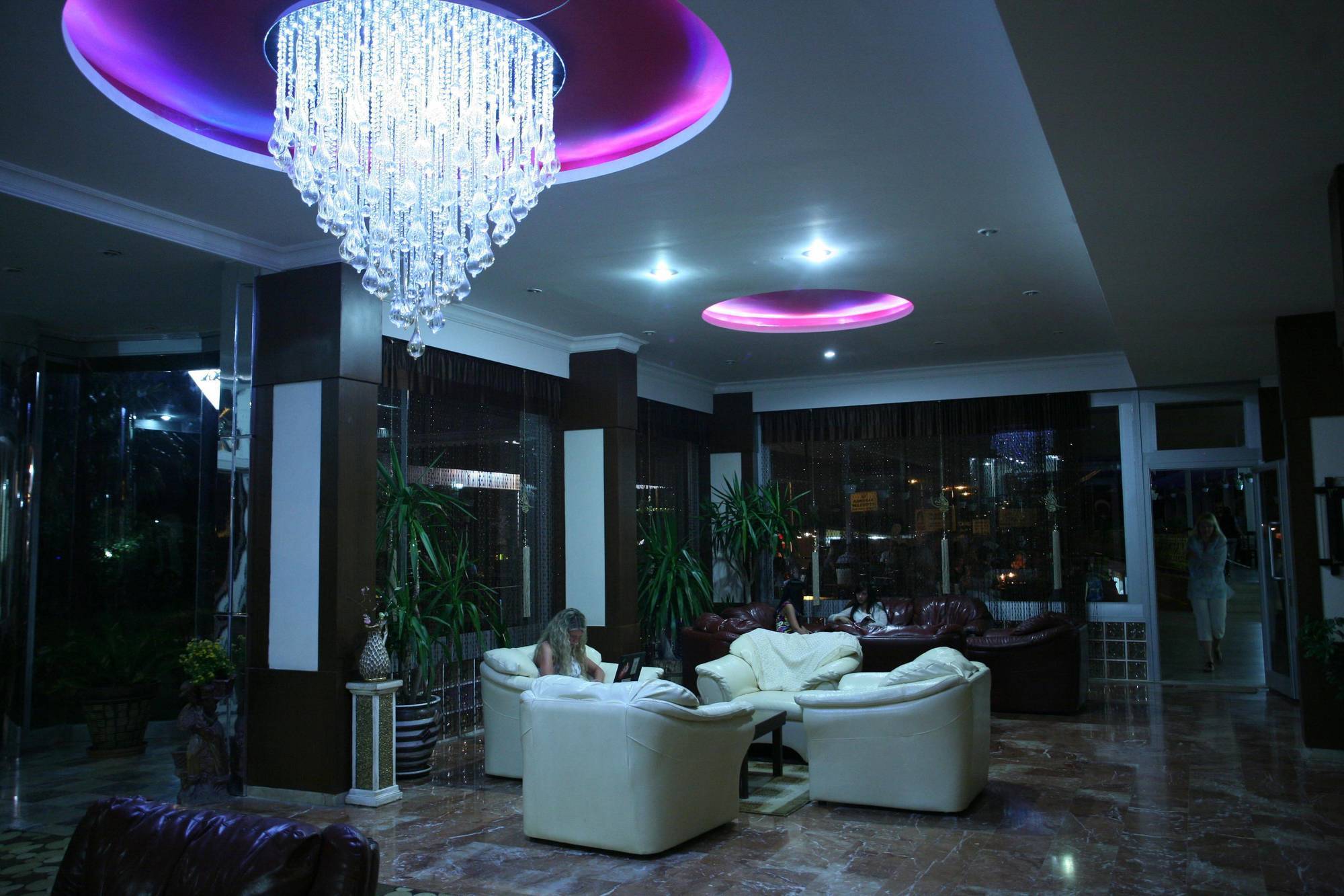 Ideal Beach Hotel Kargıcak Extérieur photo