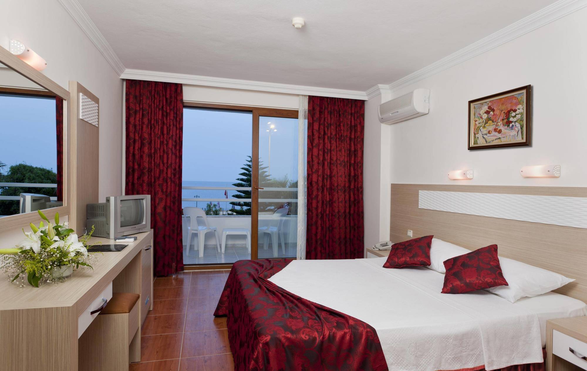 Ideal Beach Hotel Kargıcak Extérieur photo